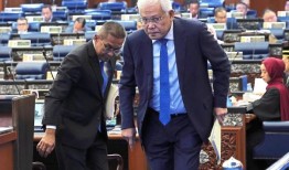 法案通过引发轩然大波