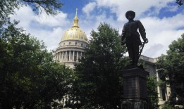 西弗吉尼亚州议员否决了将DNA数据库扩展到某些重罪罪犯的法案