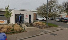 chbakes在Haverhill离开Menta商务中心