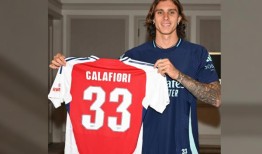 阿森纳从博洛尼亚签下意大利后卫卡拉菲奥里