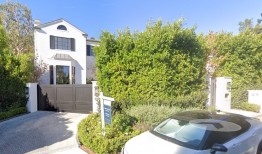 在降温的市场中，名人被迫削减数百万美元的房价