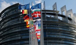 欧洲政治正在向右倾斜这个安静的荷兰村庄蕴藏着重要线索