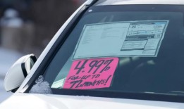 近一半的调查参与者发现他们的信用报告有误