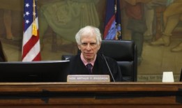 特朗普欺诈案法官受到威胁