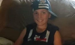 建筑公司因导致一名男孩死亡和一名工人被困在倒塌的楼梯下而面临巨额罚款