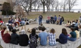 赠款支持威斯康星大学麦迪逊分校和部落合作伙伴扩大土著食品实践的努力