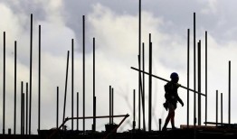 佳洁士尼科尔森的股票在最新的房屋建筑商警告中暴跌