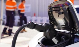 尝试测试电动汽车是否能为家庭供电